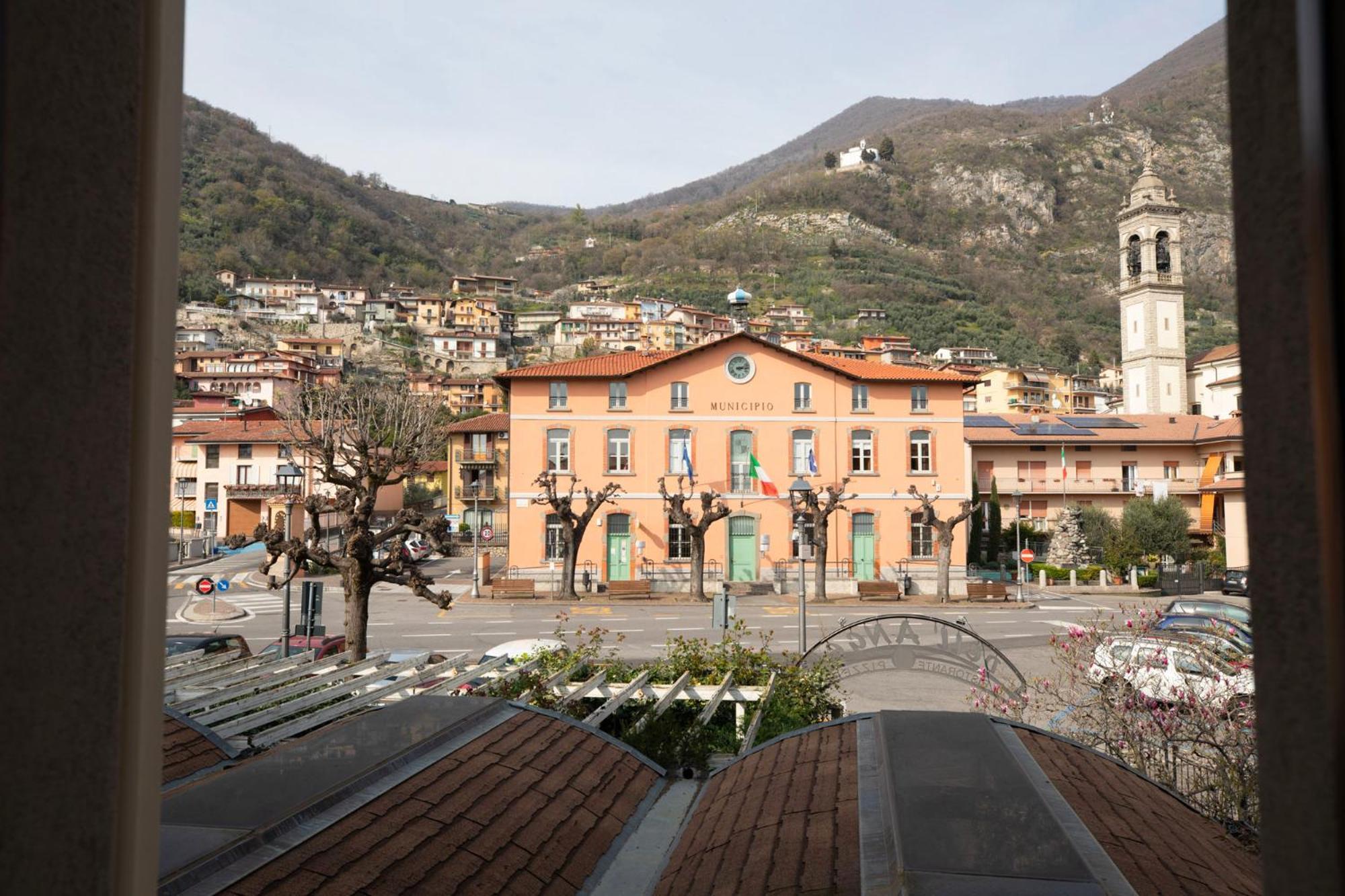 Hotel Dell'Angelo Predore Eksteriør bilde